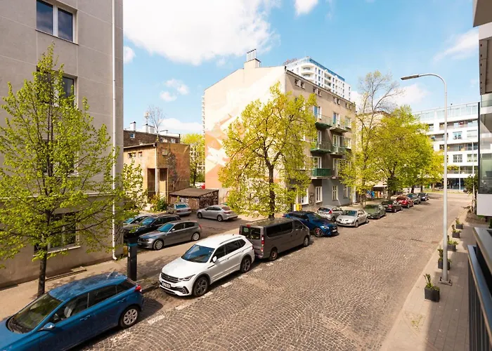 Flatbook - Center Zeromskiego *